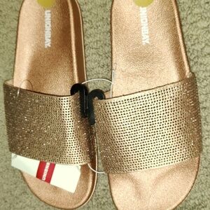 NWT Ladies Union Bay Slides